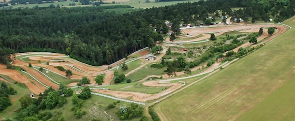 Circuit motocross Is sur Tille